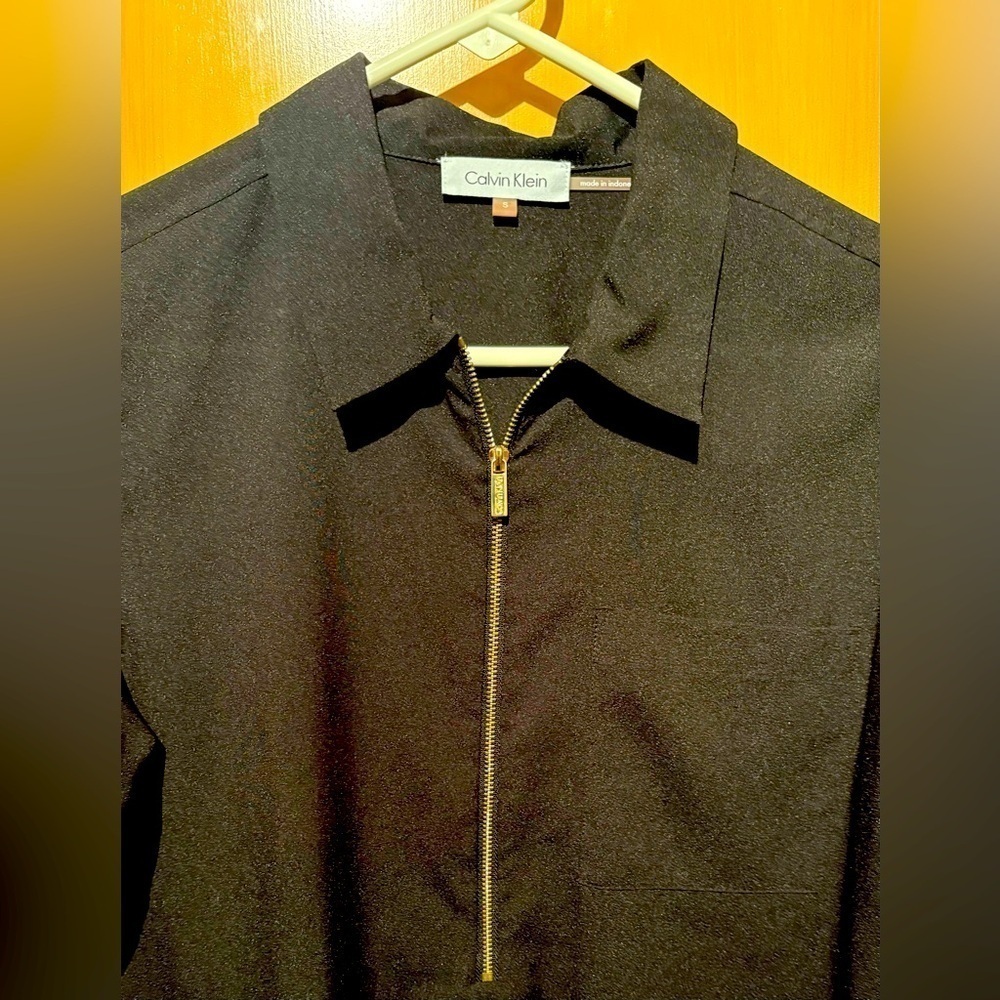 Calvin Klein Long Sleeve Blouse w/ Zipper Front and Roll up Sleeves Black Small - Picture 5 of 7